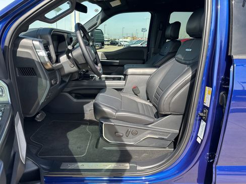 New 2026 Ford F450 Platinum image 18