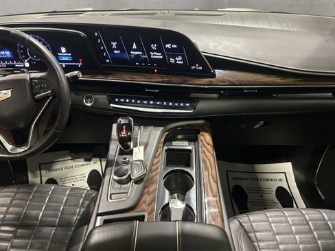 Used 2023 Cadillac Escalade Sport Platinum AWD/4WD image 15
