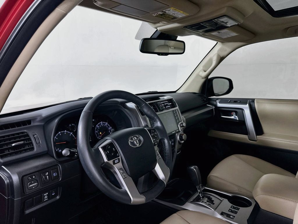 Used 2024 Toyota 4Runner SR5 Premium w/ Moonroof Package RWD image 9