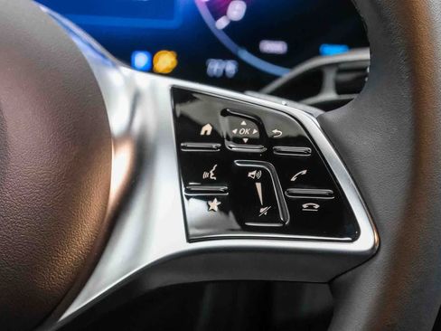 Certified 2026 Mercedes-Benz GLC 300 image 19