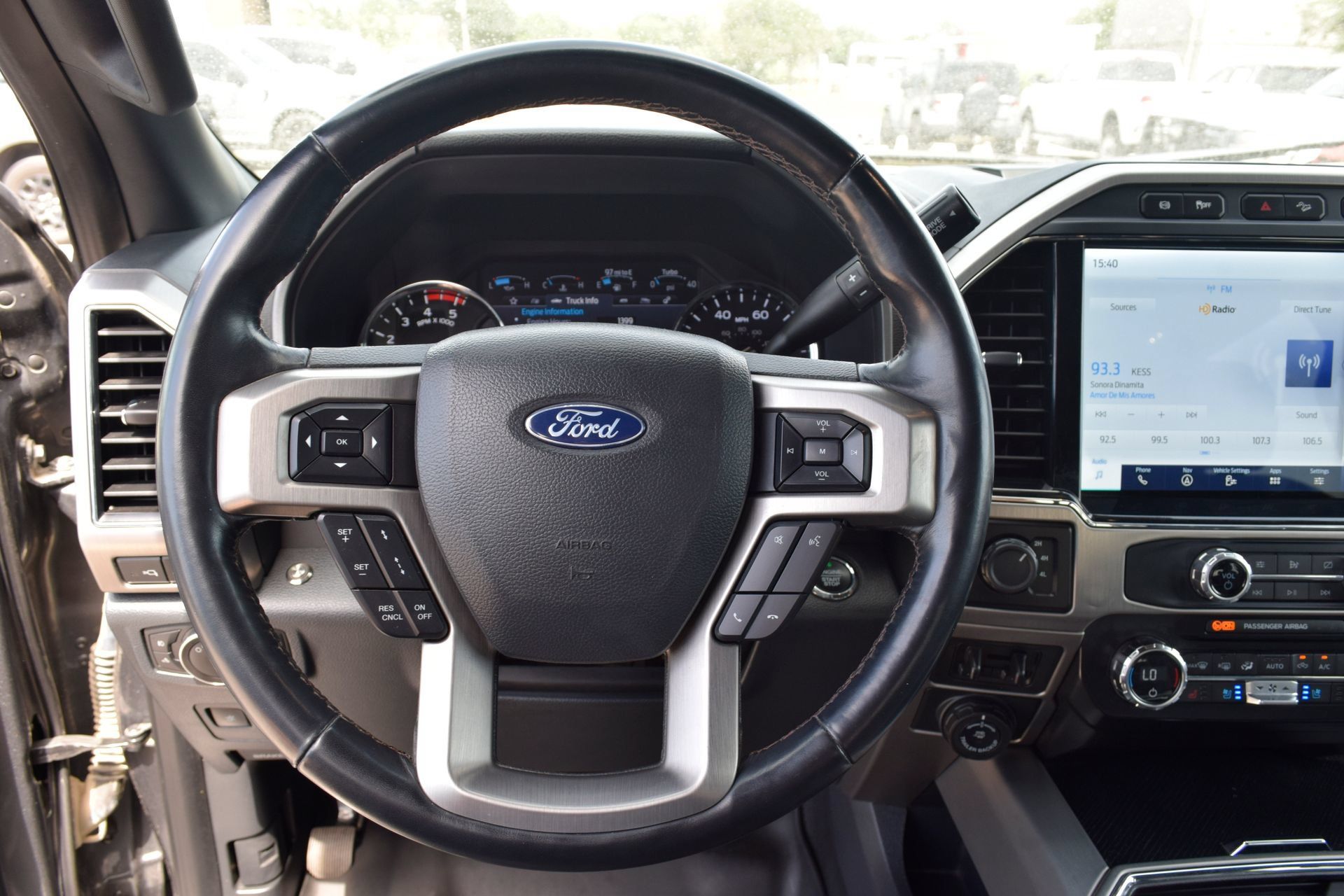 Used 2022 Ford F450 Platinum w/ FX4 Off-Road Package AWD/4WD image 4