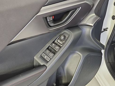 Certified 2025 Subaru Impreza 2.0i Sport AWD/4WD image 17