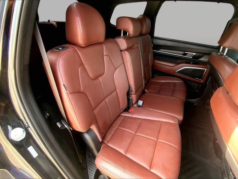 Used 2025 Kia Telluride SX FWD image 20