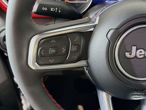 Used 2023 Jeep Gladiator Rubicon w/ LED Lighting Group image 11