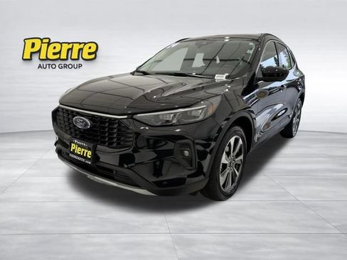 Used 2024 Ford Escape Platinum AWD/4WD image 1