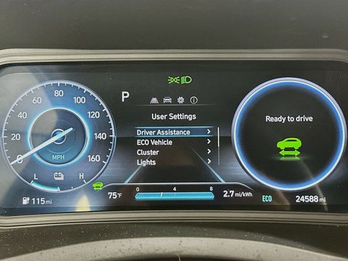 Used 2023 Hyundai Kona SE FWD image 19