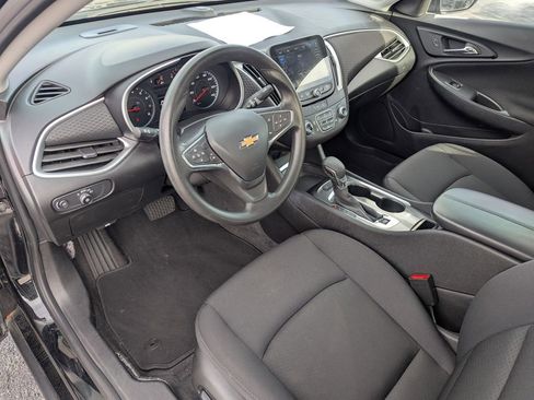 Used 2024 Chevrolet Malibu LT image 24