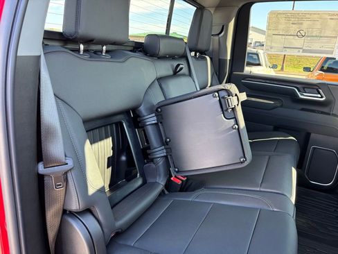 New 2026 GMC Sierra 3500 SLT w/ SLT Premium Package AWD/4WD image 28