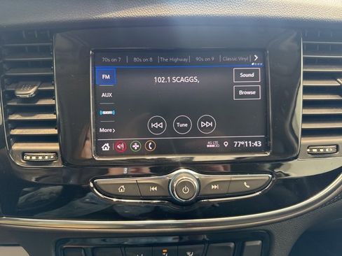 Certified 2022 Buick Encore Preferred w/ Safety Package image 18