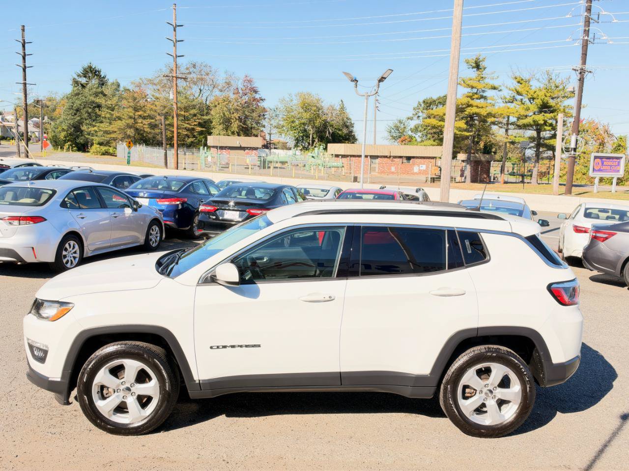 Used 2018 Jeep Compass Latitude w/ Popular Equipment Group AWD/4WD image 7