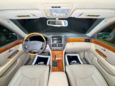 Used 2005 Lexus LS 430 RWD image 26