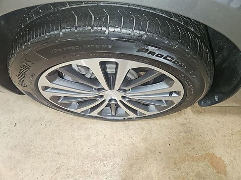 Used 2019 Buick Regal Essence w/ Driver Confidence Package I image 13