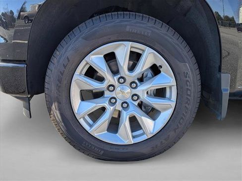 Used 2024 Chevrolet Silverado 1500 Custom image 9