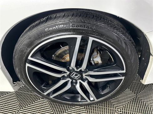 Used 2017 Honda Accord Sport Special Edition image 5