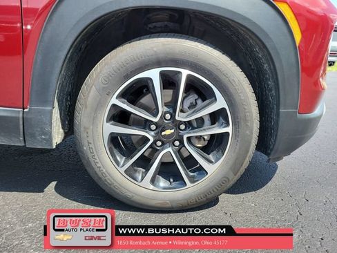 Used 2025 Chevrolet TrailBlazer LT FWD image 5