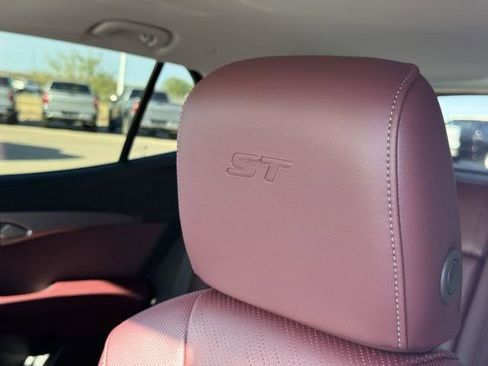 New 2026 Buick Envision Sport Touring image 19