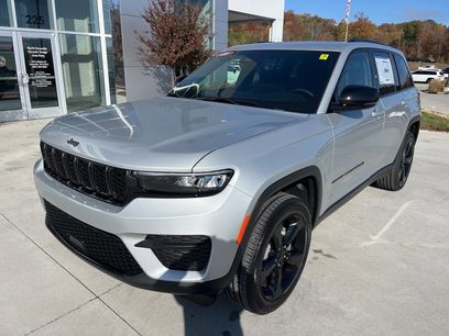 New 2025 Jeep Grand Cherokee Altitude