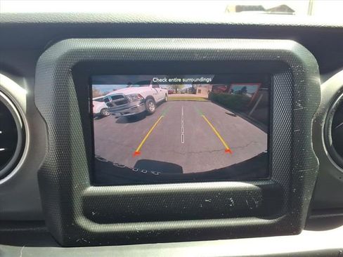 Used 2022 Jeep Wrangler Unlimited Sport AWD/4WD image 10