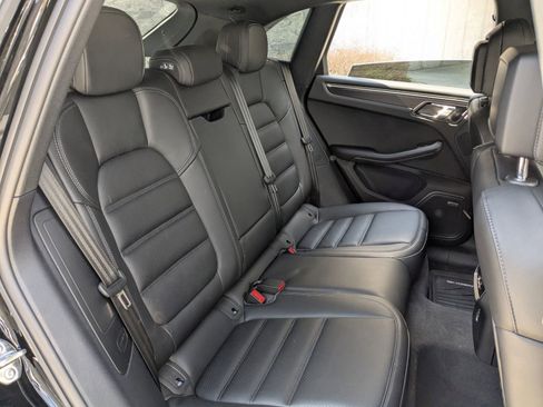 New 2026 Porsche Macan GTS image 24