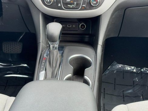 Used 2022 Chevrolet Equinox LT FWD image 14