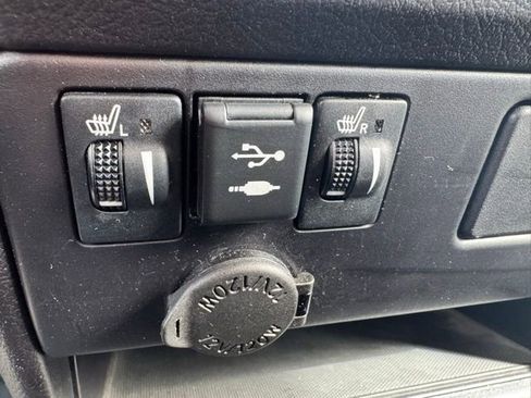 Certified 2020 Toyota Sienna Limited image 19