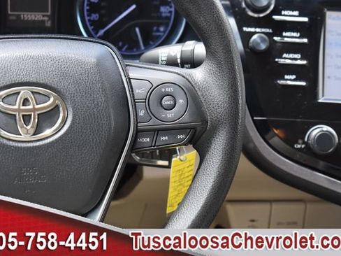 Used 2019 Toyota Camry LE FWD image 26
