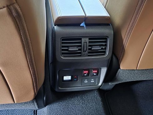 New 2026 Nissan Rogue Platinum w/ Tech Package image 12