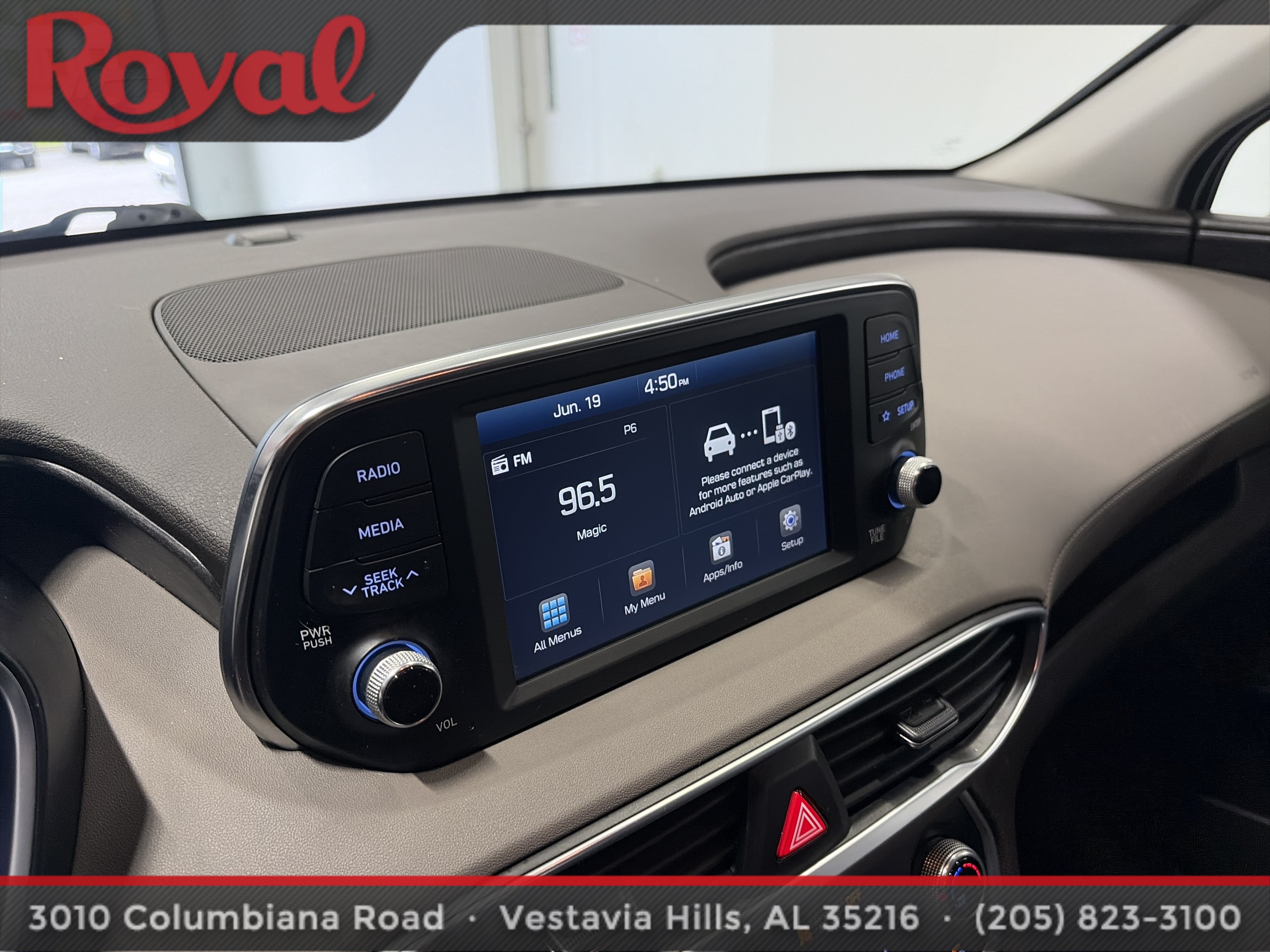 Used 2019 Hyundai Santa Fe SEL FWD image 24