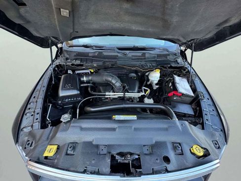 Used 2011 RAM 1500 Big Horn image 32