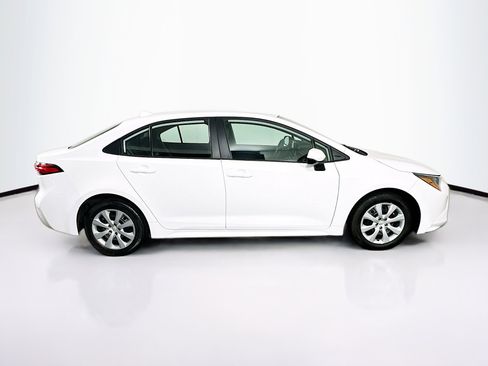 Used 2023 Toyota Corolla LE image 10