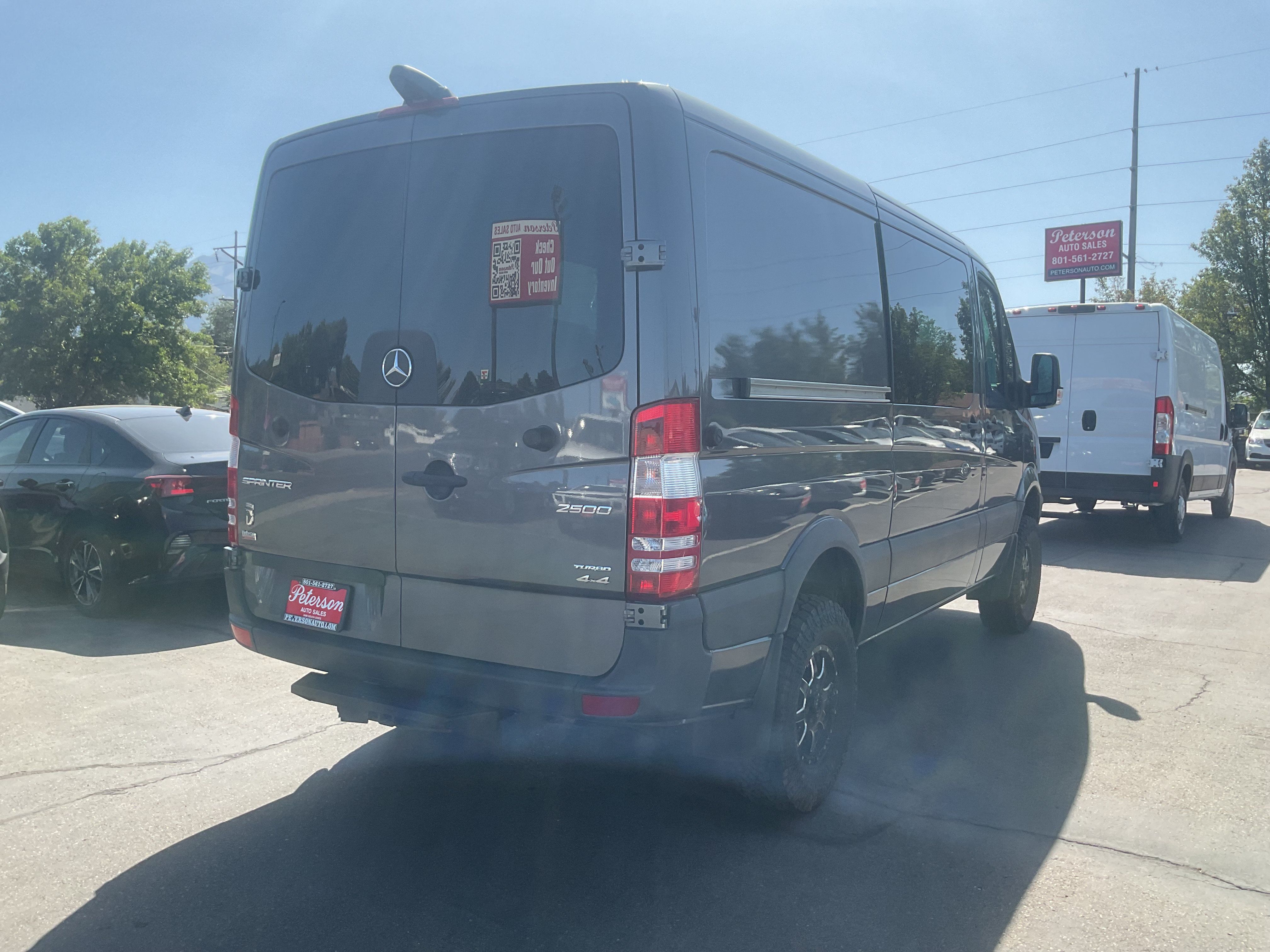 Used 2017 Mercedes-Benz Sprinter 2500 image 6
