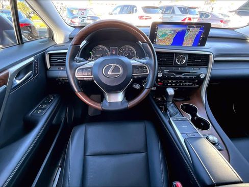 Certified 2022 Lexus RX 350L FWD w/ Premium Package image 5