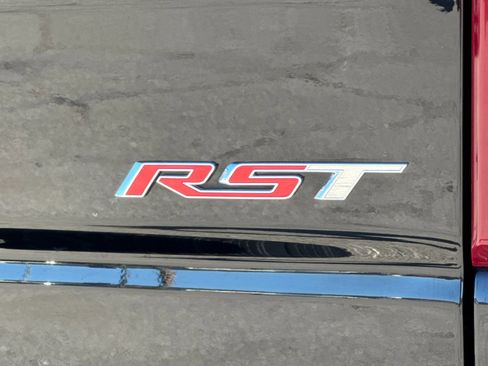 Used 2021 Chevrolet Silverado 1500 RST RWD image 36