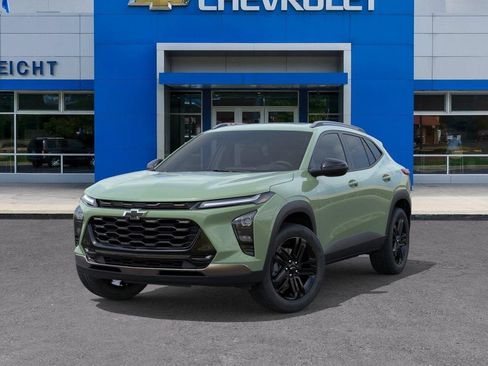 New 2026 Chevrolet Trax ACTIV w/ Sunroof Package FWD image 6