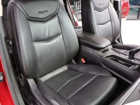 Used 2019 Cadillac XT5 Premium Luxury image 13