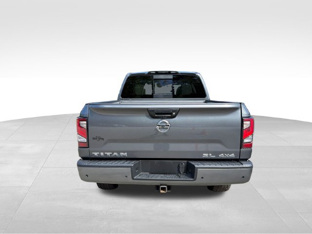 Used 2020 Nissan Titan SL w/ Moonroof Package AWD/4WD image 4