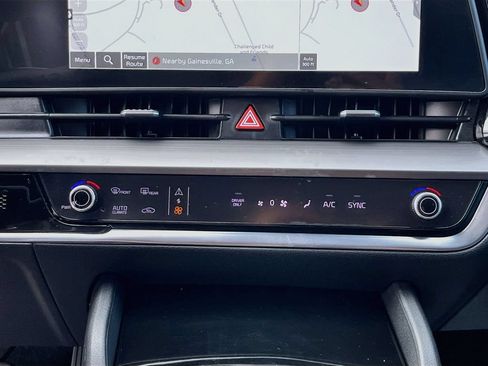 Certified 2023 Kia Sportage EX AWD/4WD image 25