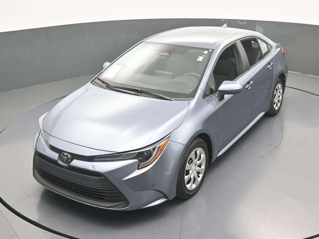 Used 2024 Toyota Corolla LE FWD image 38