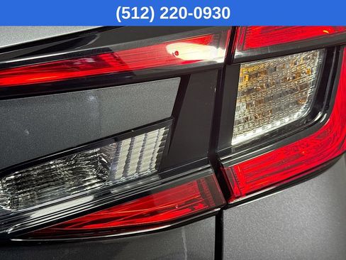 Used 2025 Subaru Crosstrek 2.5i Limited w/ Crosstrek Mirror Package image 33