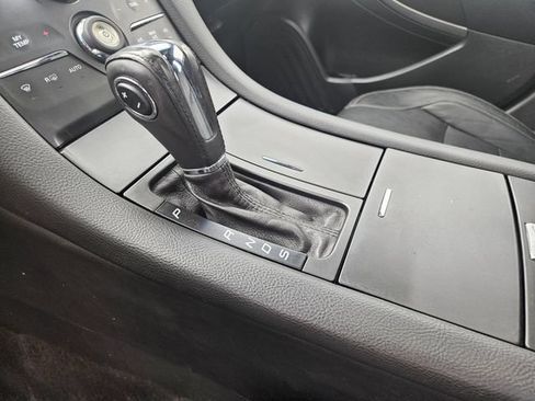 Used 2015 Ford Taurus SEL w/ Equipment Group 201A FWD image 24