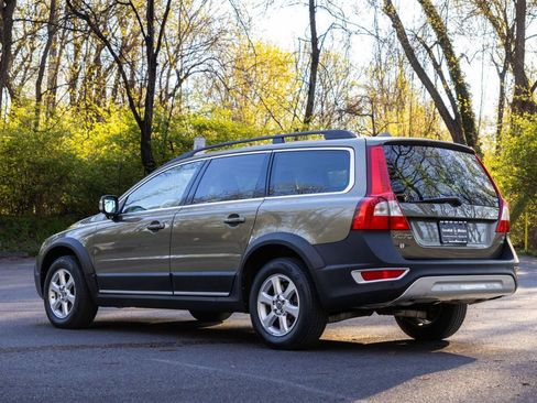 Used 2010 Volvo XC70 3.2 AWD/4WD image 13