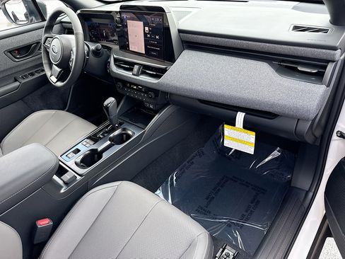New 2026 Subaru Outback Limited AWD/4WD image 14