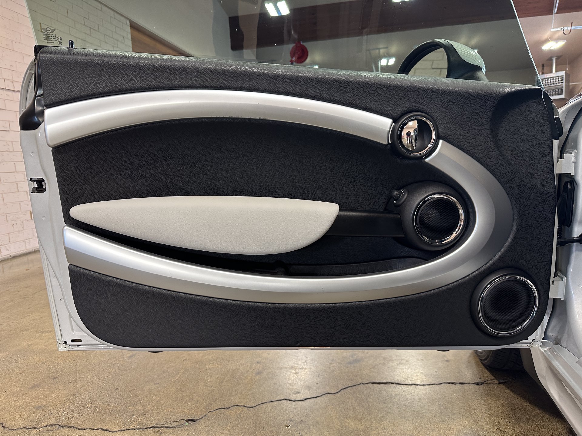 Used 2010 MINI Cooper S FWD image 30