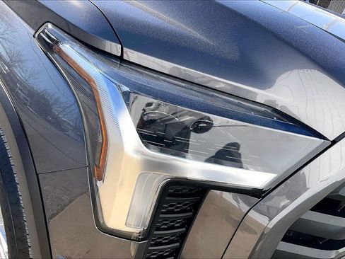 Used 2024 Toyota Tundra SR5 image 32