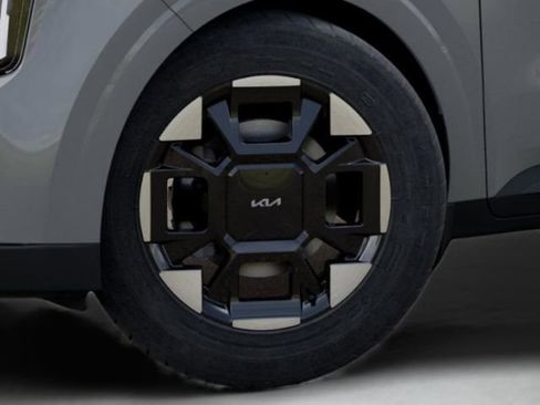 New 2026 Kia Carnival EX FWD image 10