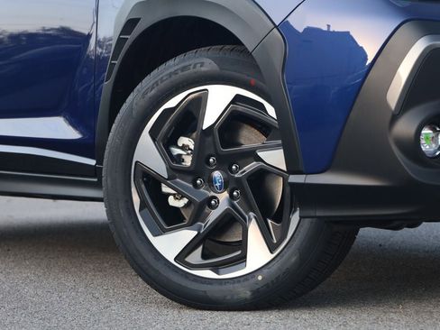 New 2026 Subaru Crosstrek 2.5i Limited AWD/4WD image 3