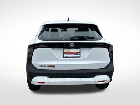 New 2026 Nissan Kicks S image 4