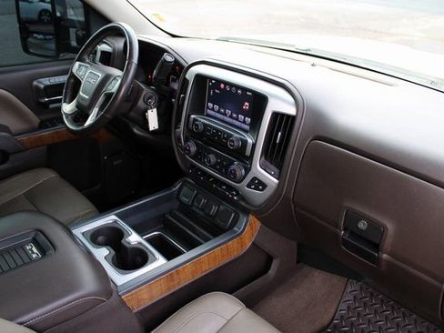 Used 2016 GMC Sierra 1500 SLT w/ Max Trailering Package AWD/4WD image 18