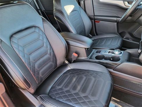 Used 2023 Ford Escape Platinum w/ Premium Technology Package image 26