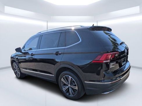 Used 2018 Volkswagen Tiguan SEL AWD/4WD image 5
